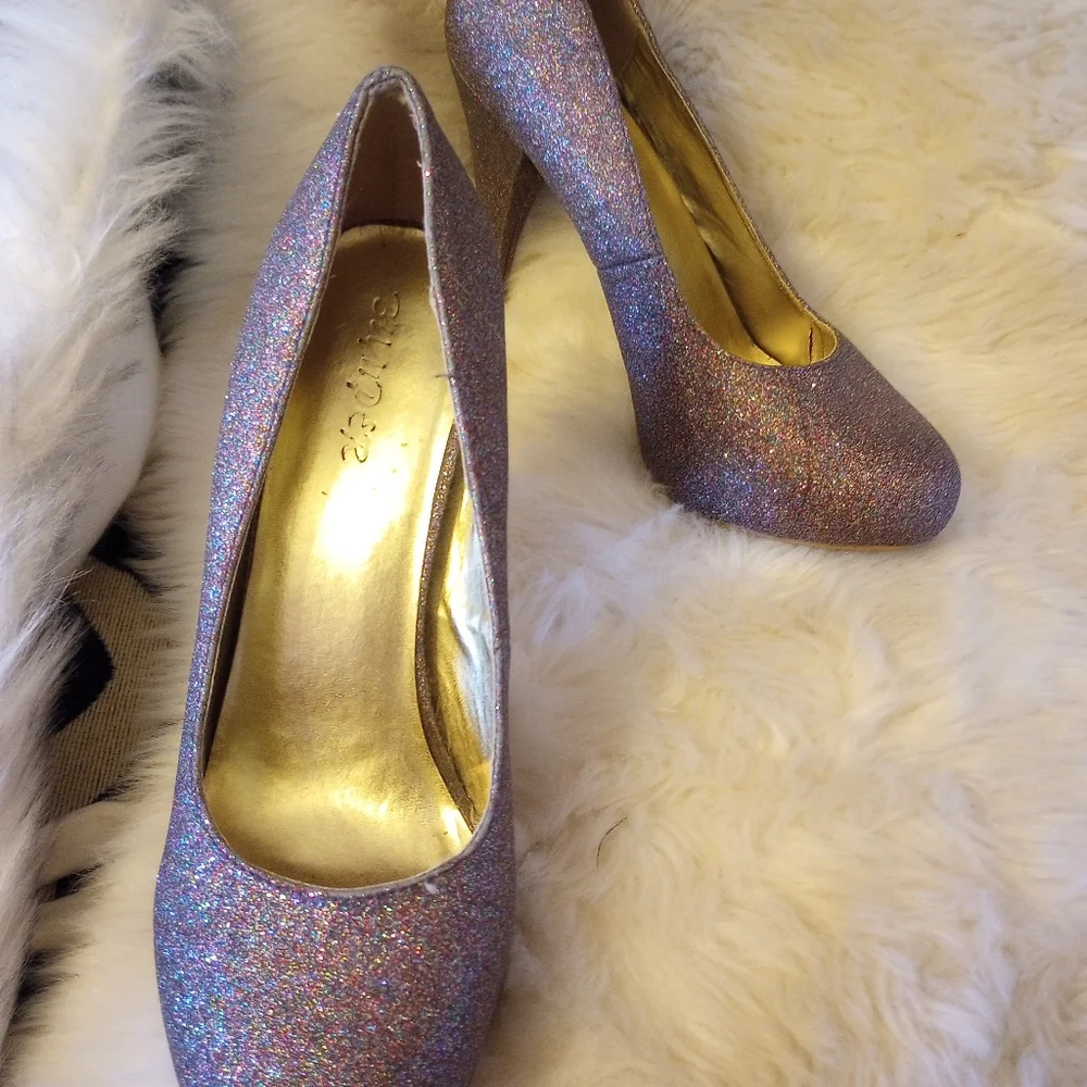 Bumper Glittery Pumps - Picture 4 of 4
